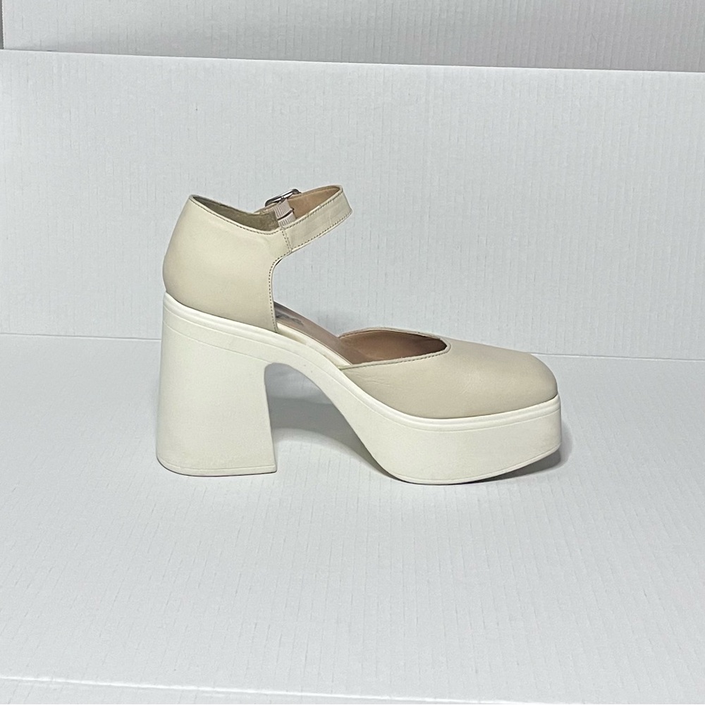 Free People Beige Platform Mary Jane Heels - Picture 10 of 15